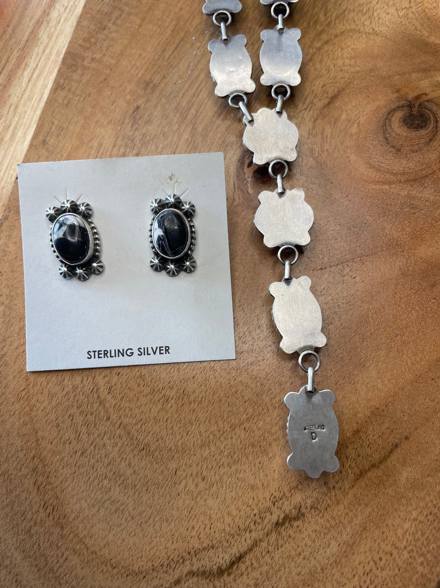 White Buffalo Lariat