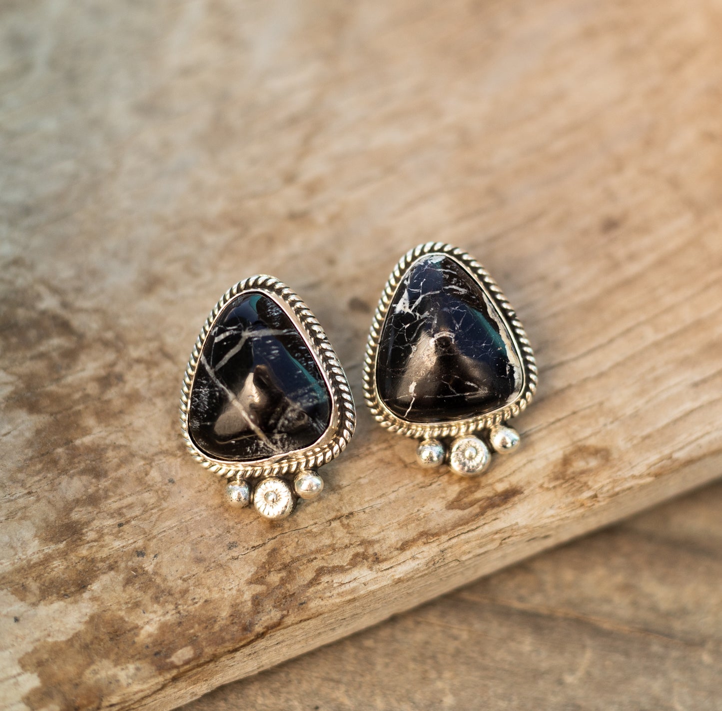 White Buffalo Triangles